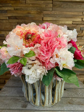 Afbeelding in Gallery-weergave laden, Rastelipot met zijdebloemen xl