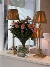 Afbeelding in Gallery-weergave laden, Boeket met rozen van de dag