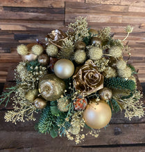 Afbeelding in Gallery-weergave laden, Fidrio vaas met goud bloemstuk