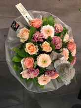 Afbeelding in Gallery-weergave laden, Rond boeket met Knuffel
