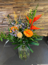 Afbeelding in Gallery-weergave laden, Veldboeket met Heleconia
