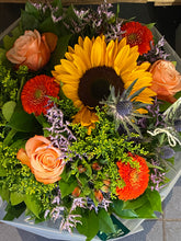 Afbeelding in Gallery-weergave laden, Rond boeket gemengd
