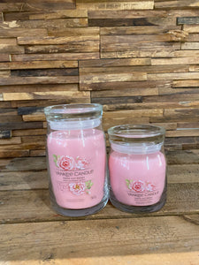 Geurkaars Yankee Candle - Fresh cut roses