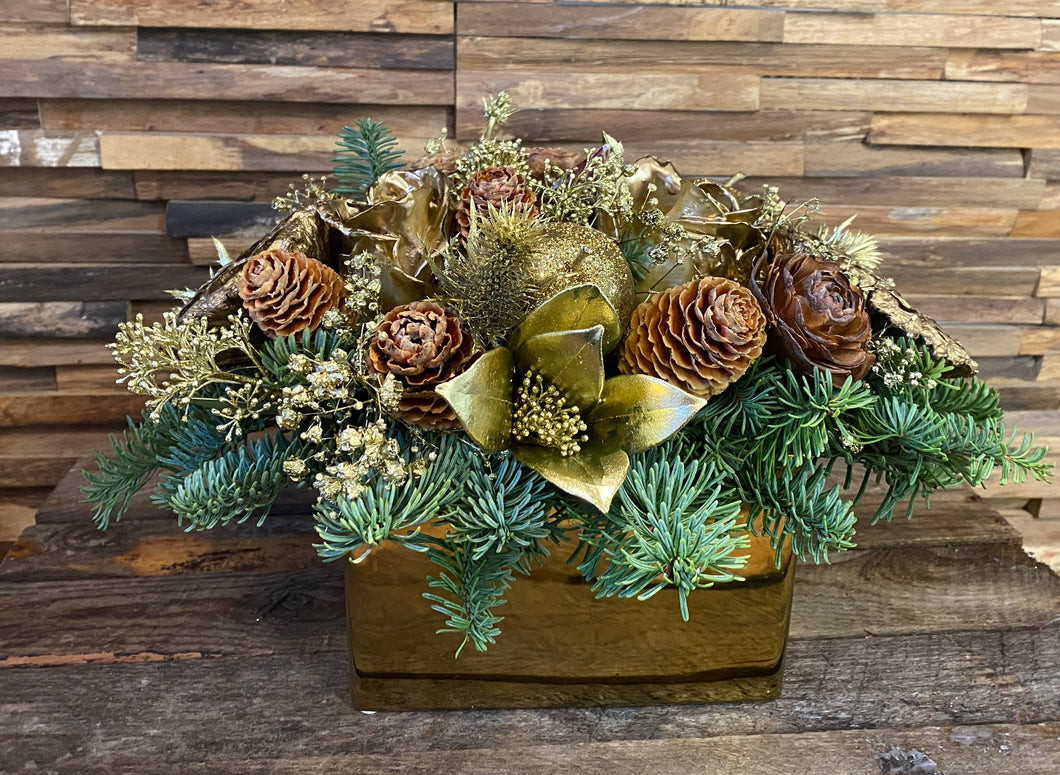Kerststuk langwerpig gouden tinten