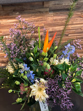Afbeelding in Gallery-weergave laden, Veldboeket met Helleconia
